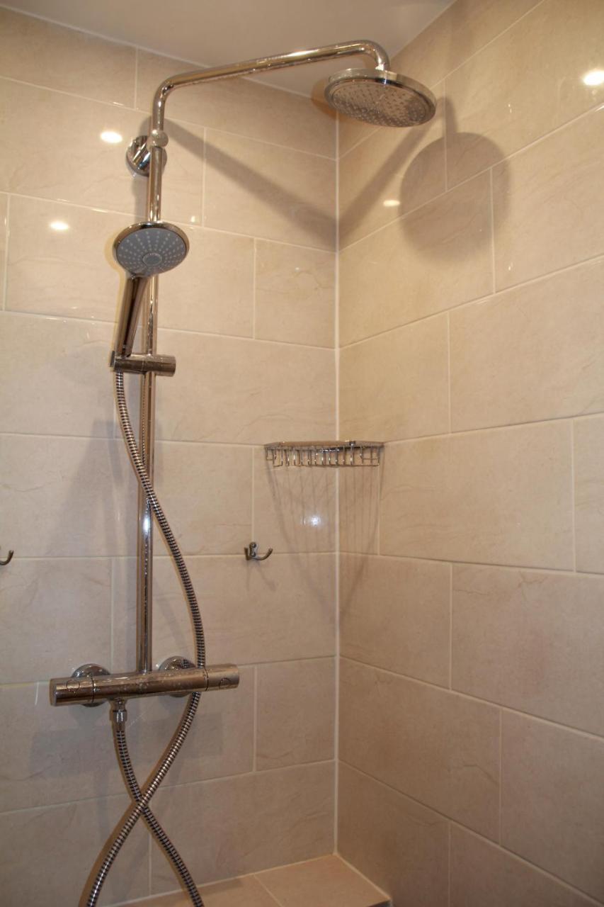 Disney Apart,3 Mn From Disney, 4Bedrooms, Double Free, Secured Parking,105 M2 쉐시 외부 사진