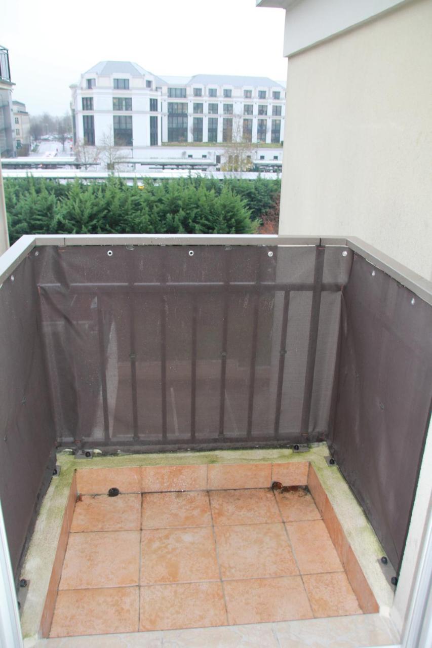 Disney Apart,3 Mn From Disney, 4Bedrooms, Double Free, Secured Parking,105 M2 쉐시 외부 사진